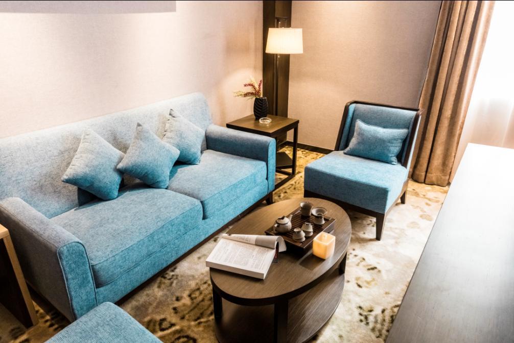 Pulin Business Dongchong Hotel 3*