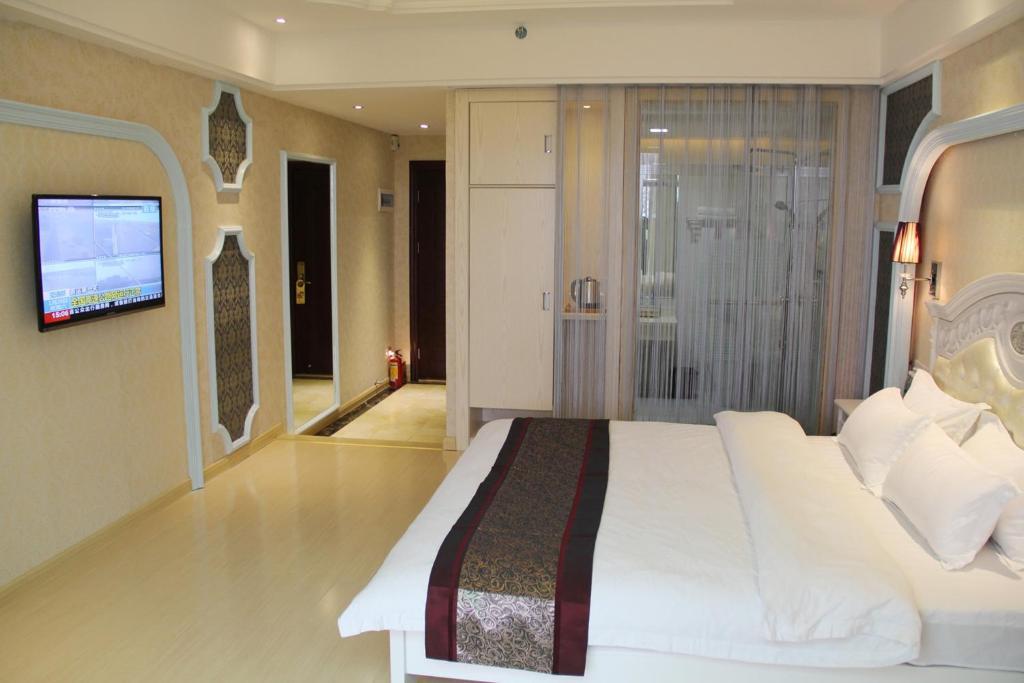 Chuanghui Business Hotel