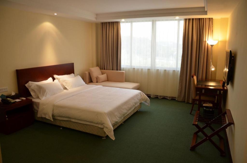 Hotel Phoenix Mountain 4*