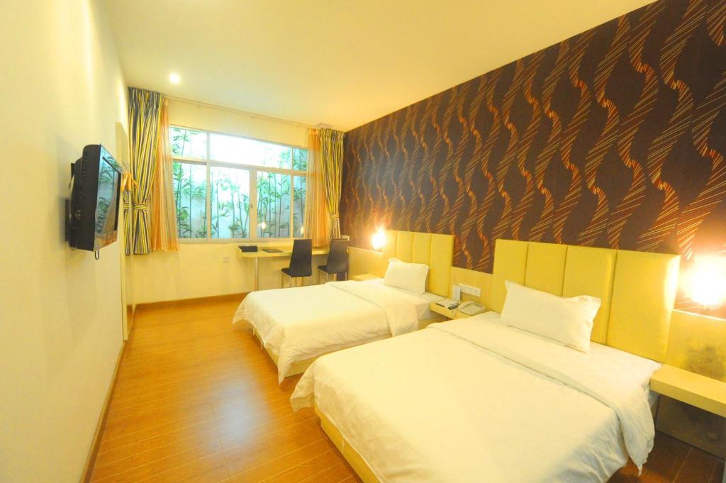 Hotel Tavernew 3*