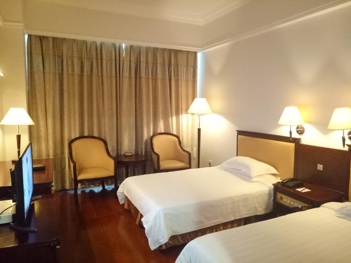 Broadcasting & Television Hotel 3*