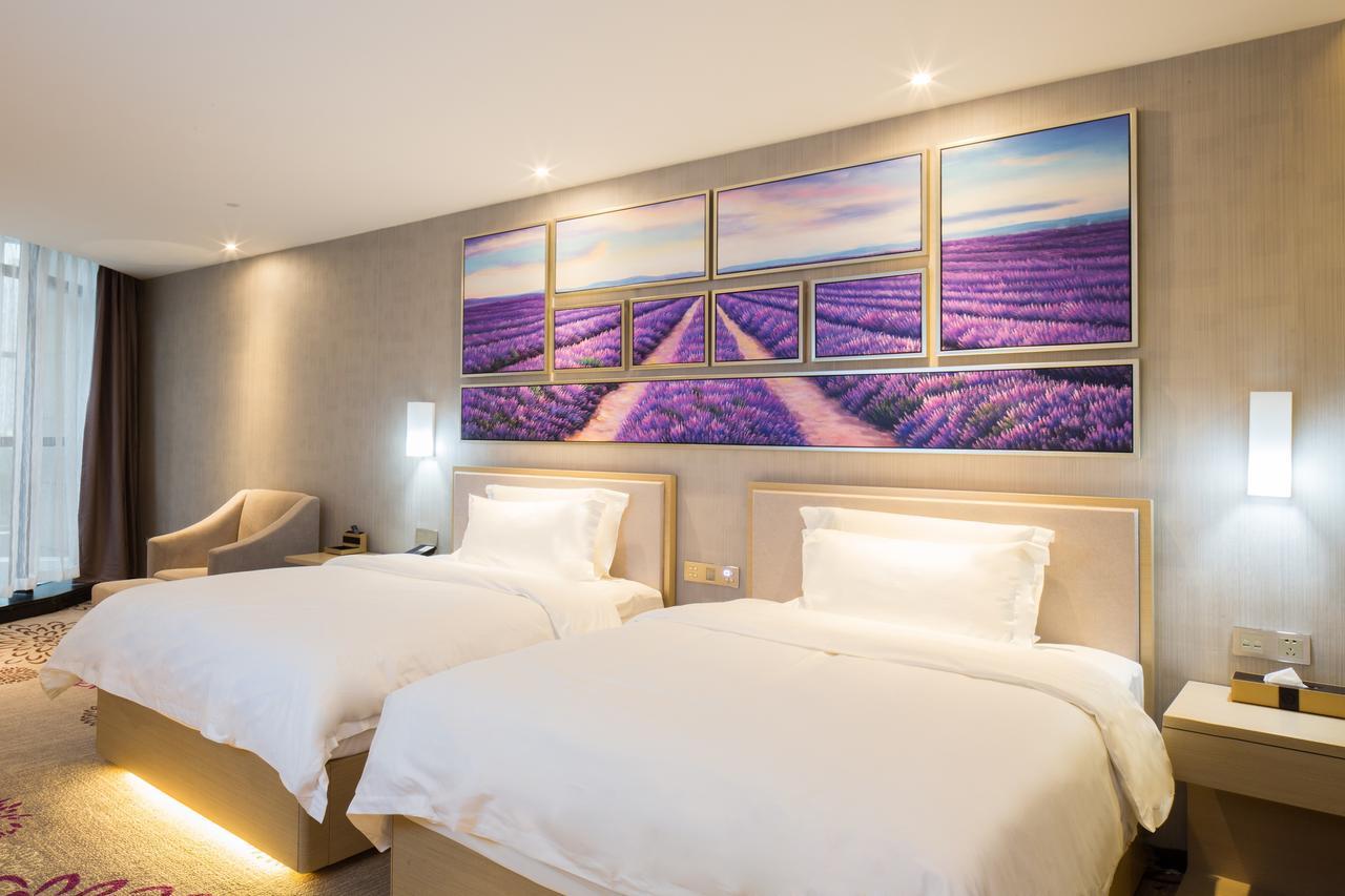 Lavande Hotel Zhujiang Xincheng Station 3*