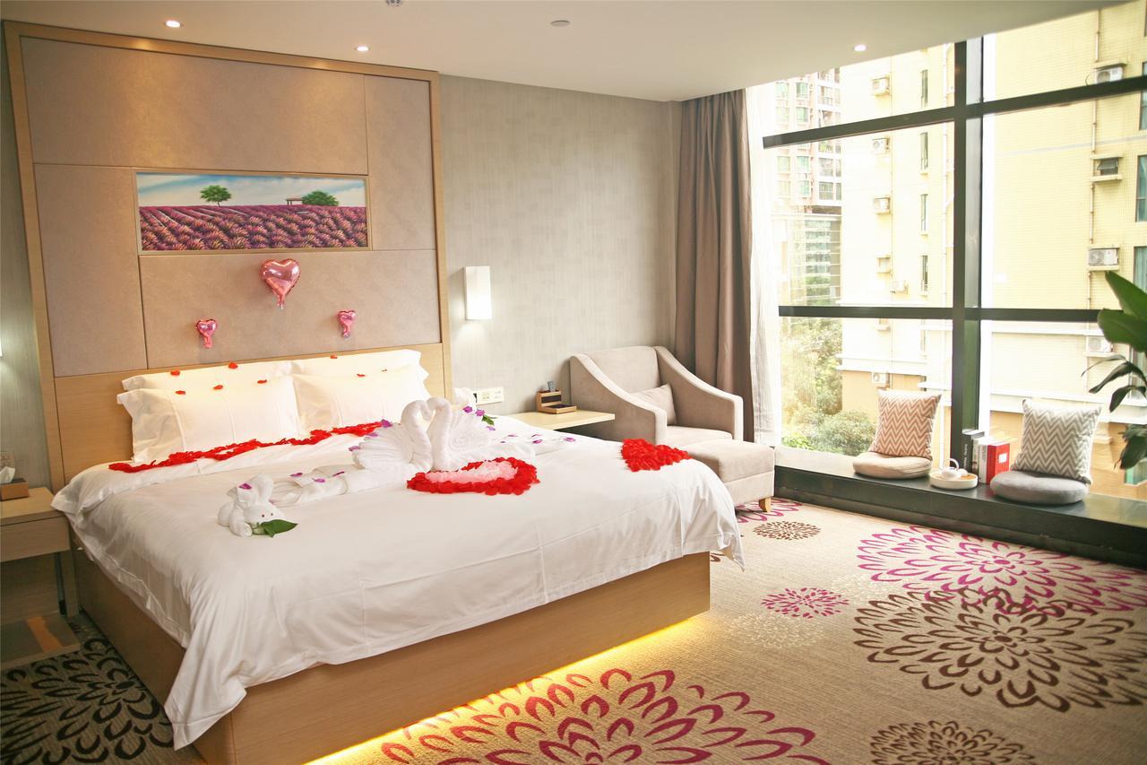 Lavande Hotel Zhujiang Xincheng Station Hotel 3*