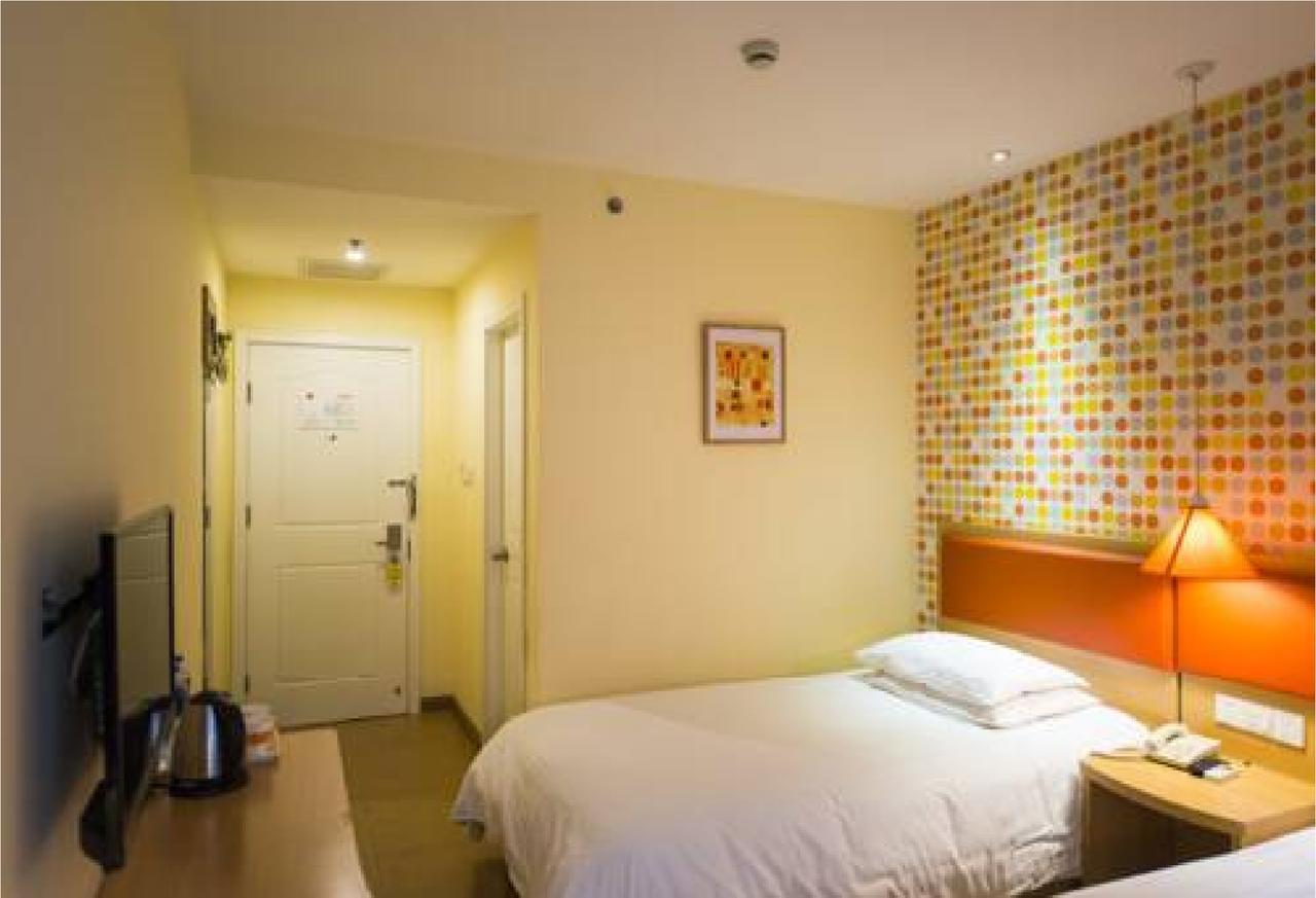 Zhujiang New City Hotel 2*