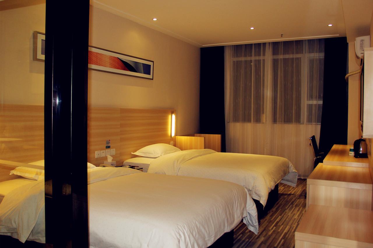 Comfort Tianpingjia Subway Station Branch Hotel