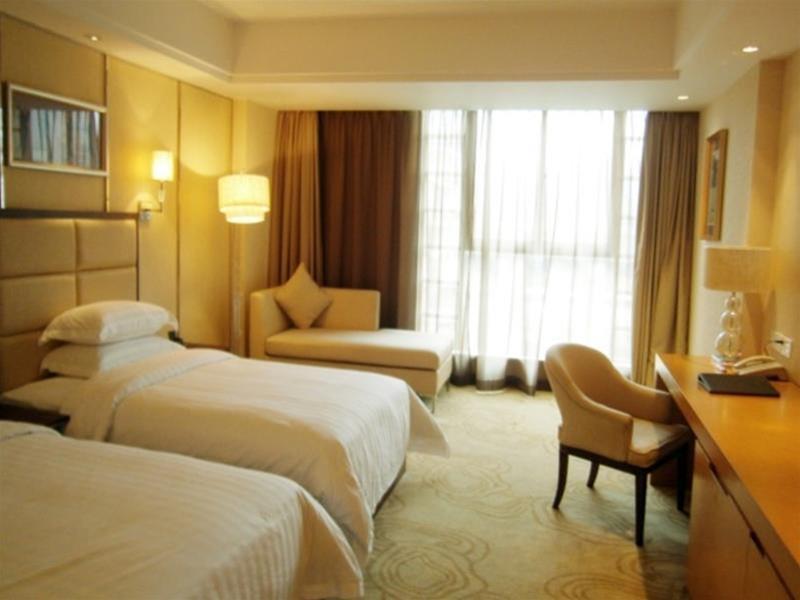 Hotel Aoyuan Golf 4*
