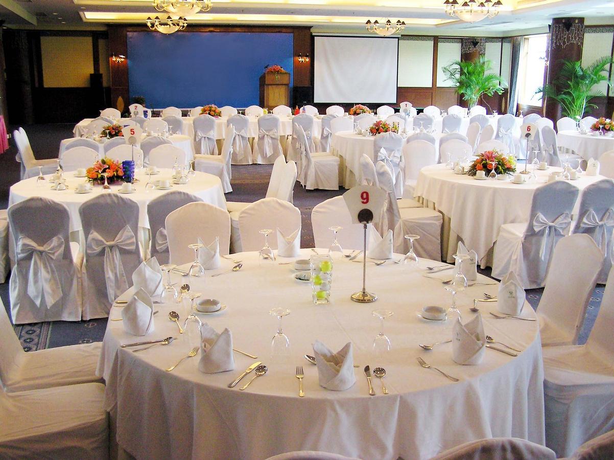 Rosedale Lotus Hill Hotel 3*