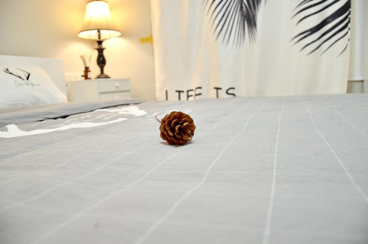 Life Is Elsewhere Gz Zhujiang New Town Loft