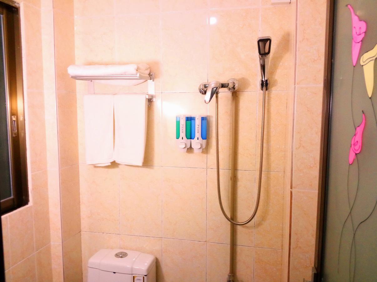 Guangzhou South Railway Station Number One Apartment Apartment *