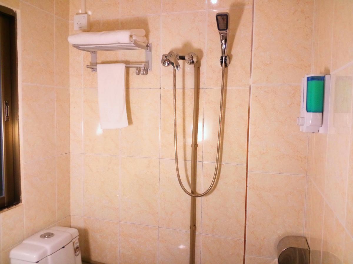 Guangzhou South Railway Station Number One Apartment Apartment *