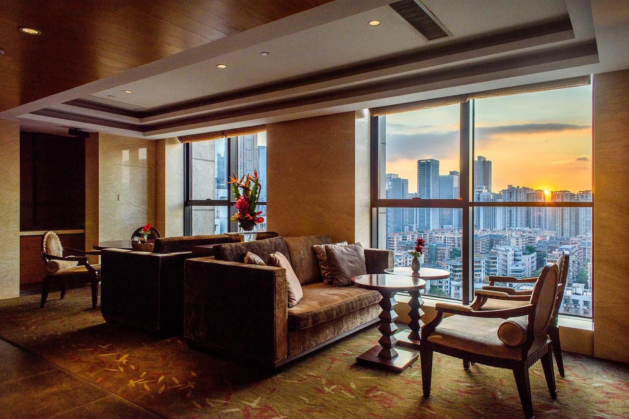Oakwood Premier Aparthotel 5*