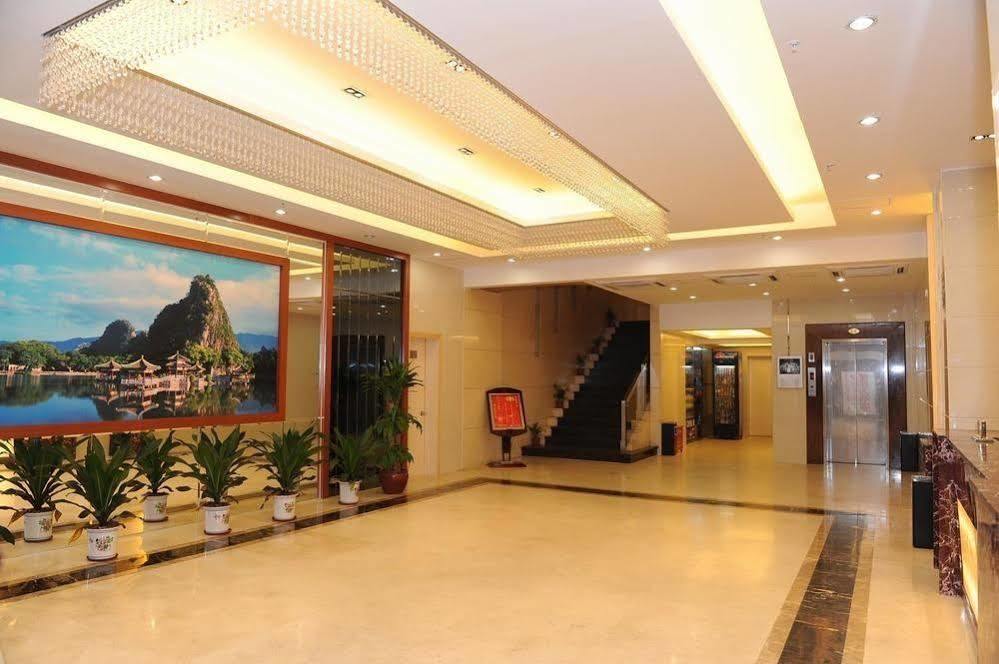 Hotel Zhao Qing 3*