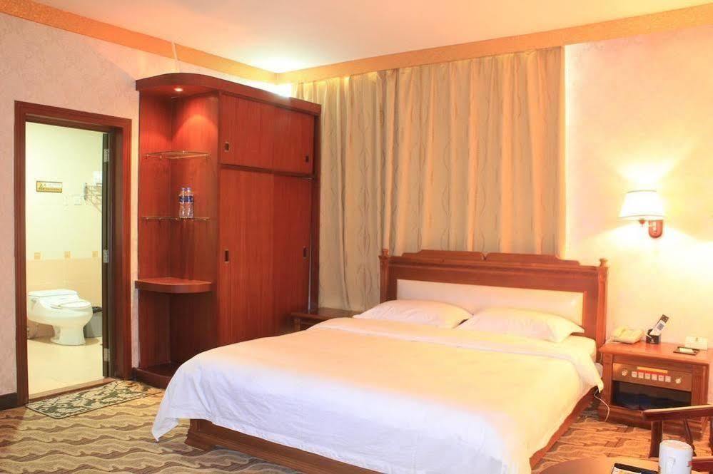 Hotel Super 8 Hotel Guangzhou Baiyun Airport Subway Station Inn Guangzhou