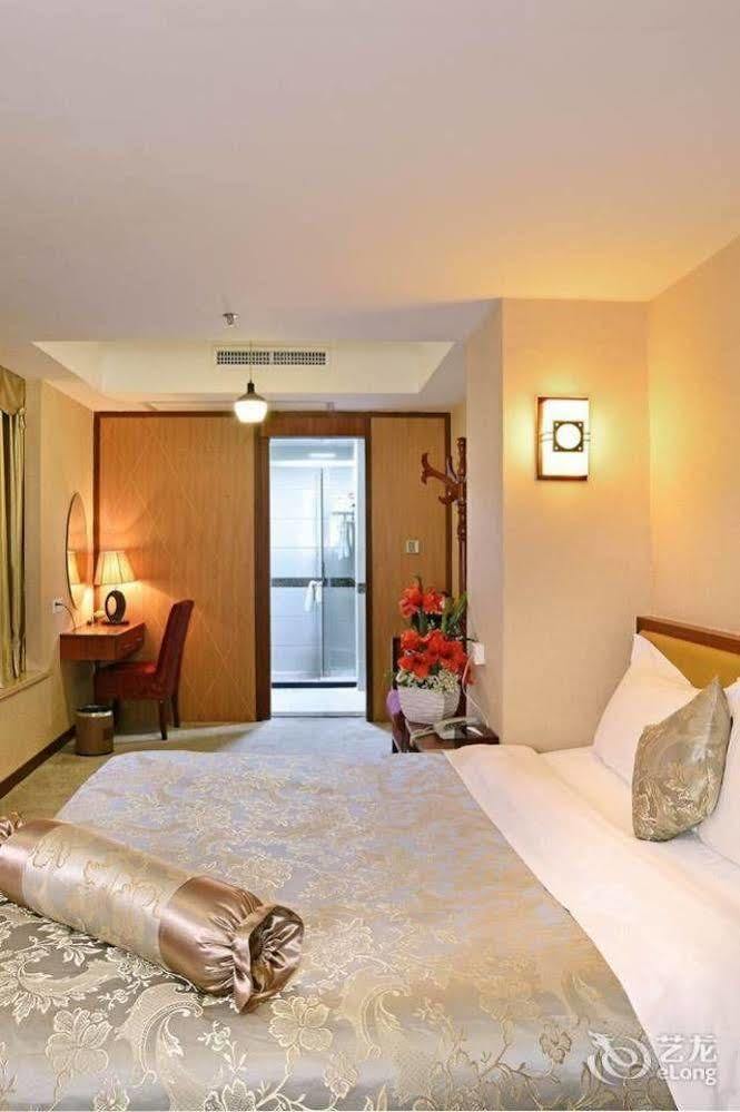 Hejing Hotel