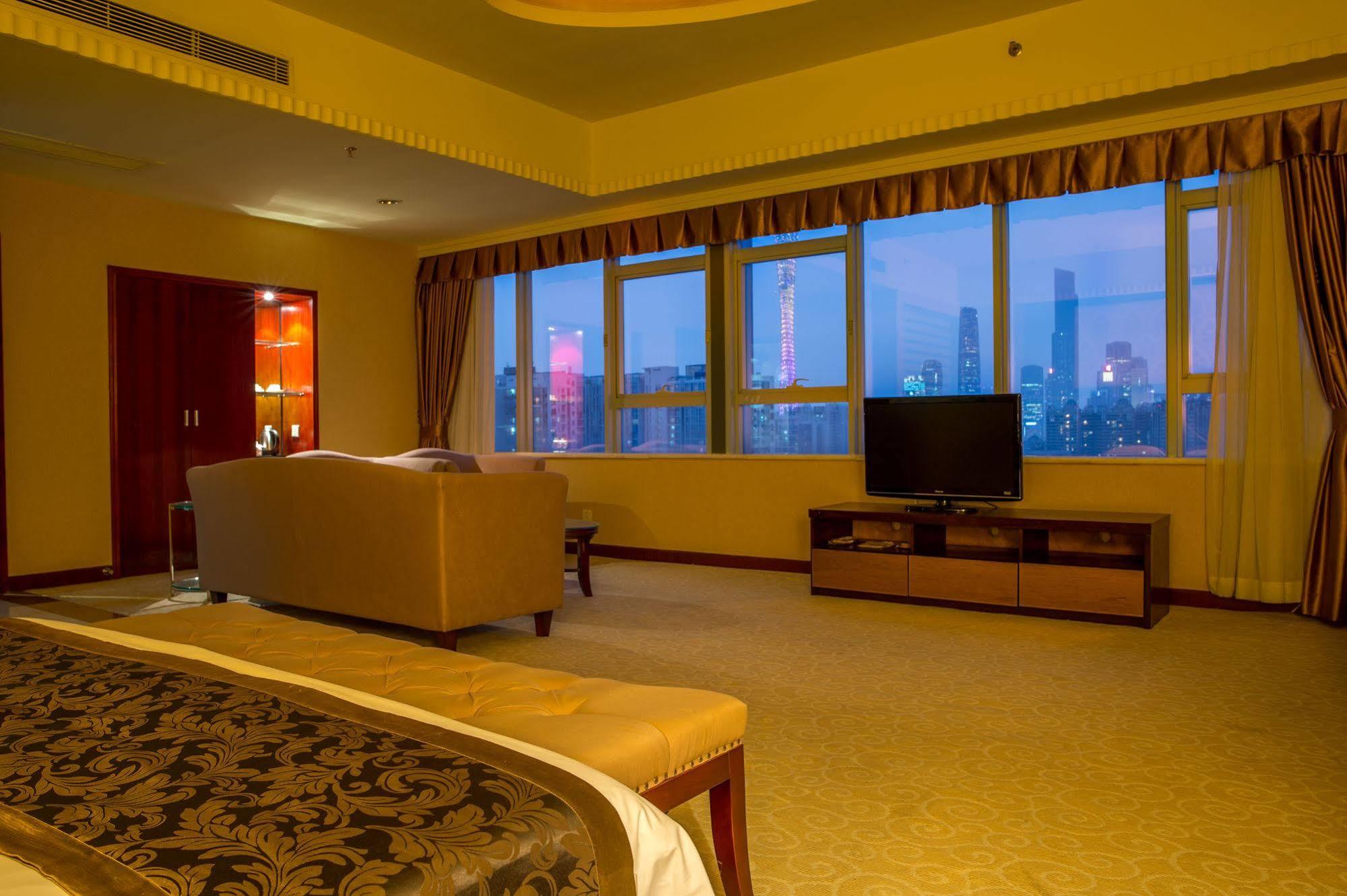 Hotel Kai Rong Du International 5*
