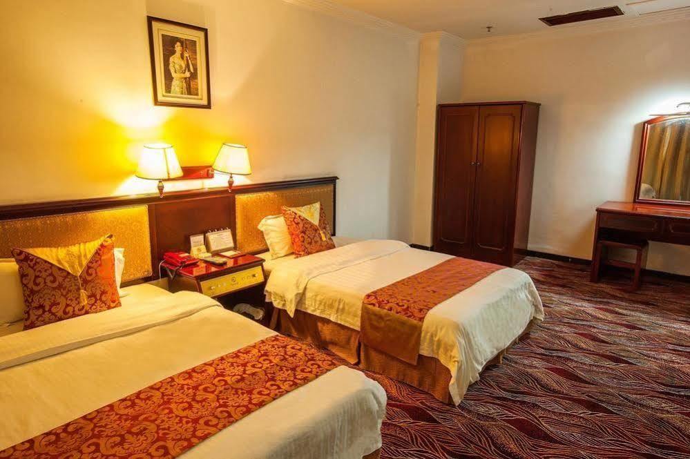 Hotel Xana Lite - Fangcun Huadiwan Metro Station