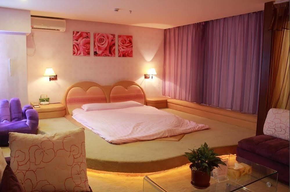 Hotel Chenyue 3*