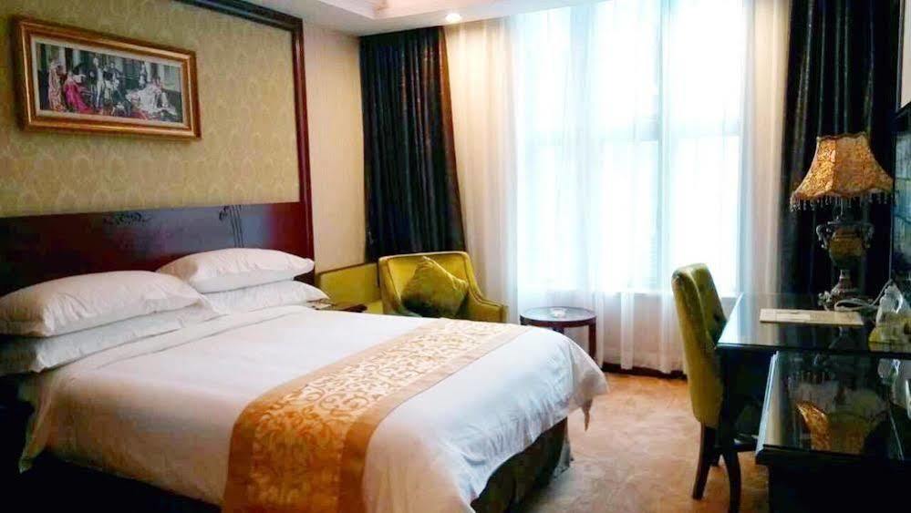 Hotel Vienna - Jinzhou Branch