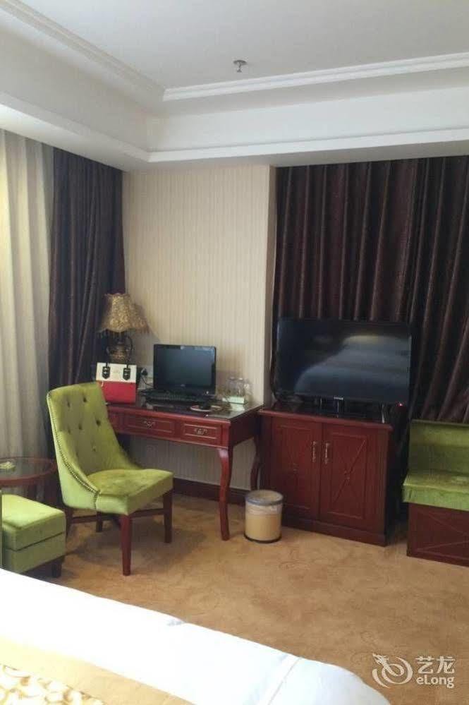 Hotel Vienna - Jinzhou Branch 3*