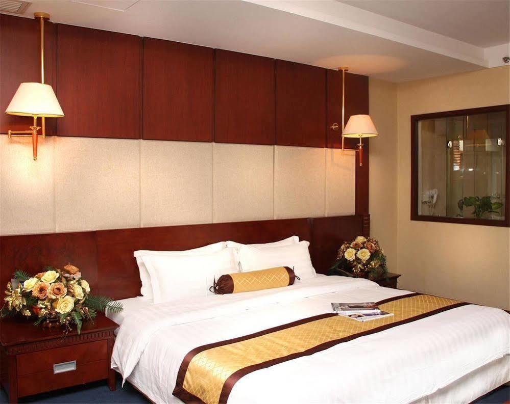Hotel H. J. Grand 5*