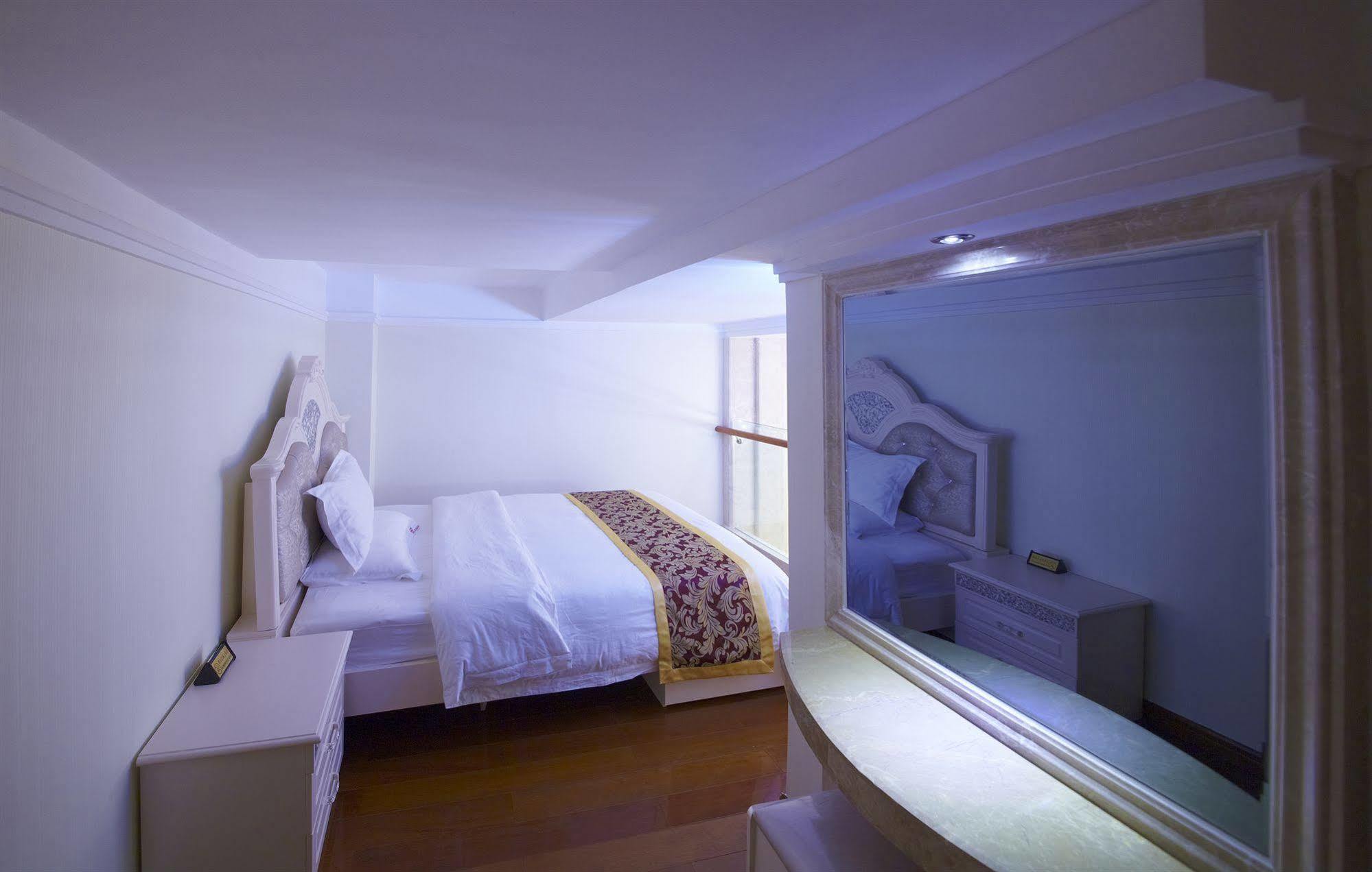 Hotel Sunshine International
