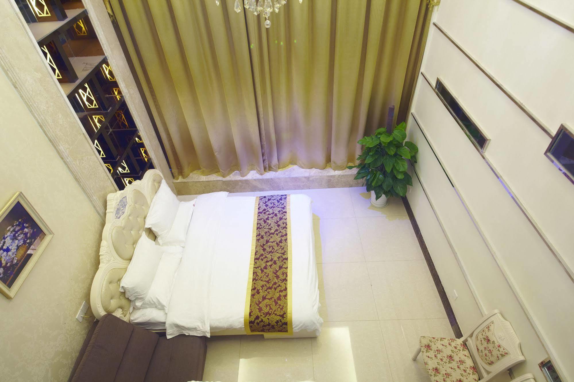 Hotel Sunshine International