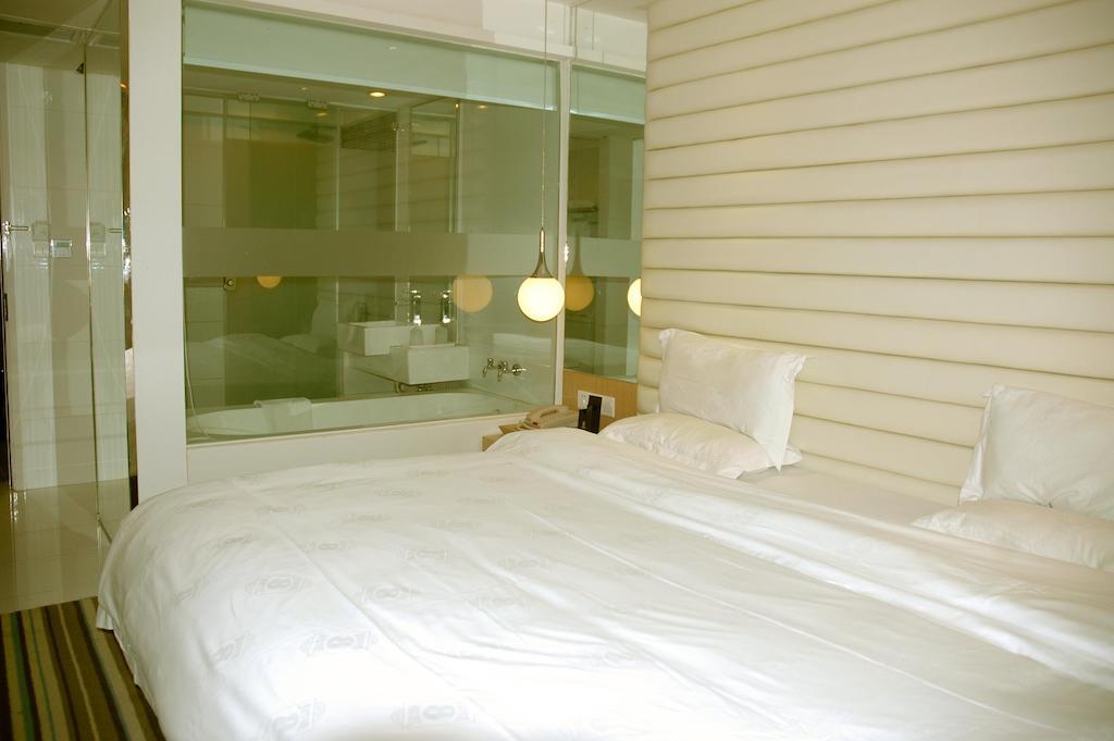 Super 8 San Yuan Li 3*