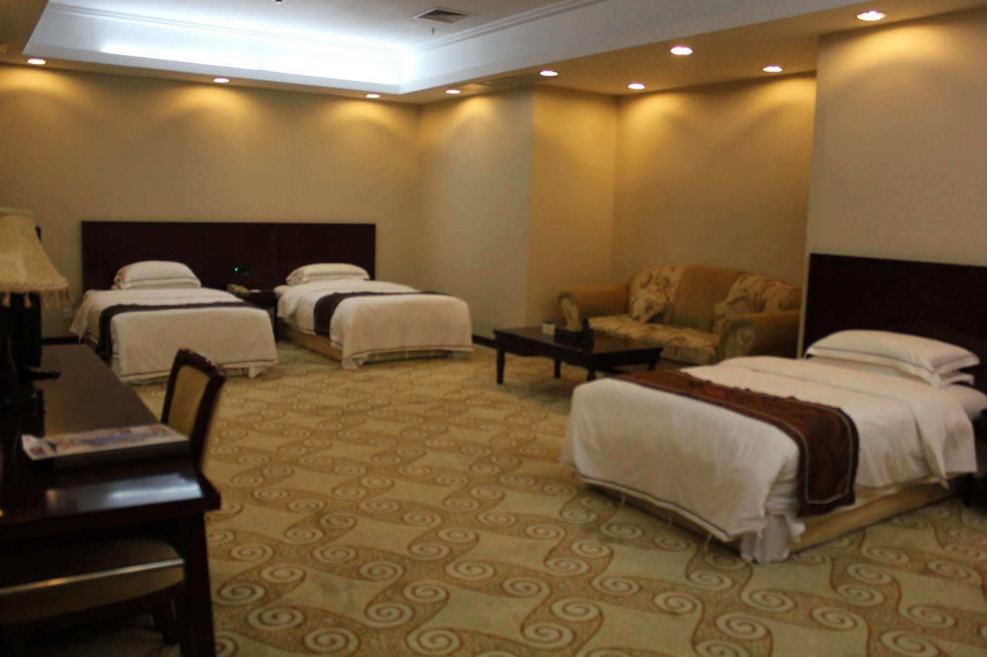 Yifeng 3* Guangzhou