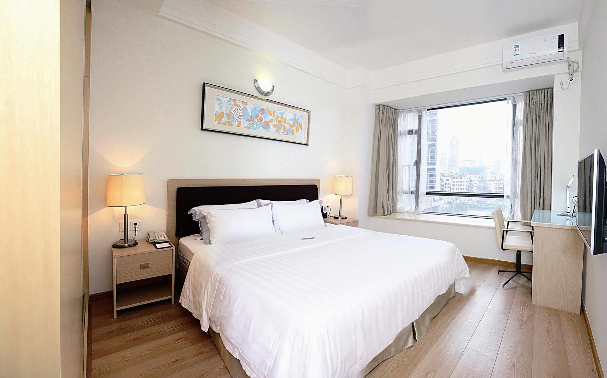 Aparthotel Xcellent International Serviced