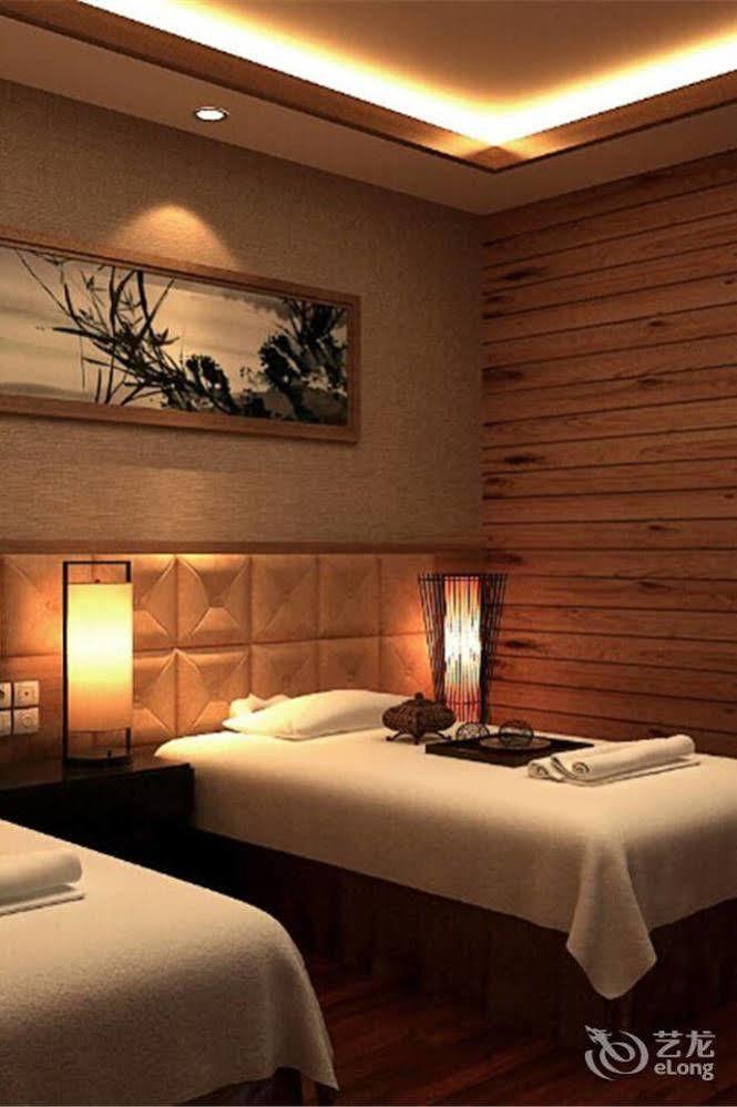 Jun Chen Health Hotel 3*