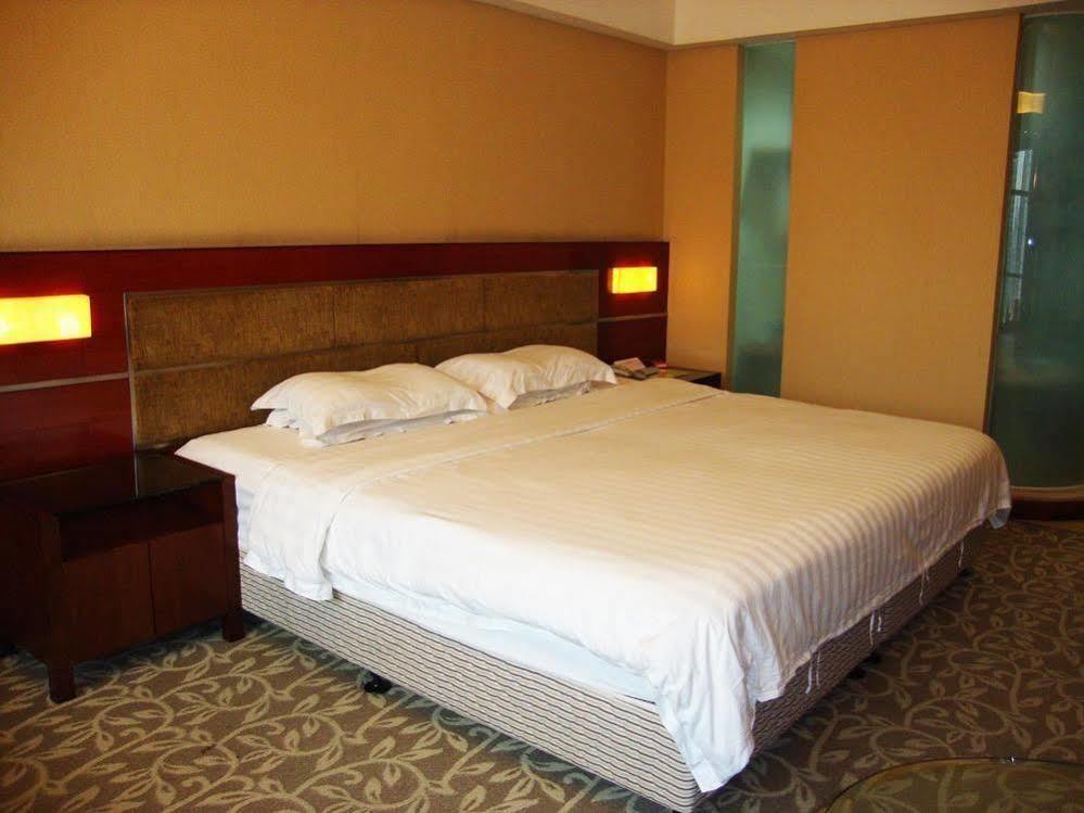 Hua Wei Da International Hotel