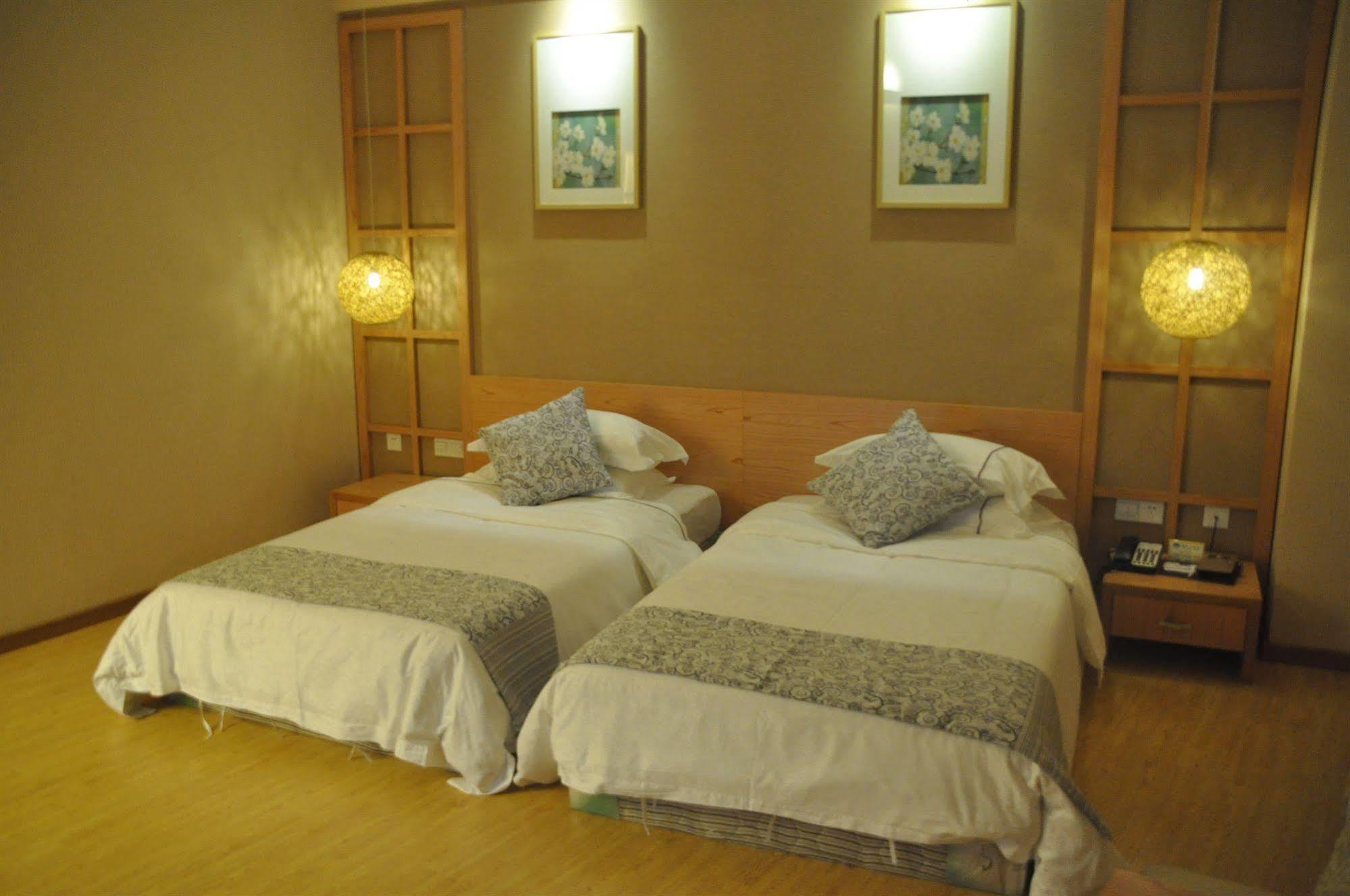 Galaxy Hotel