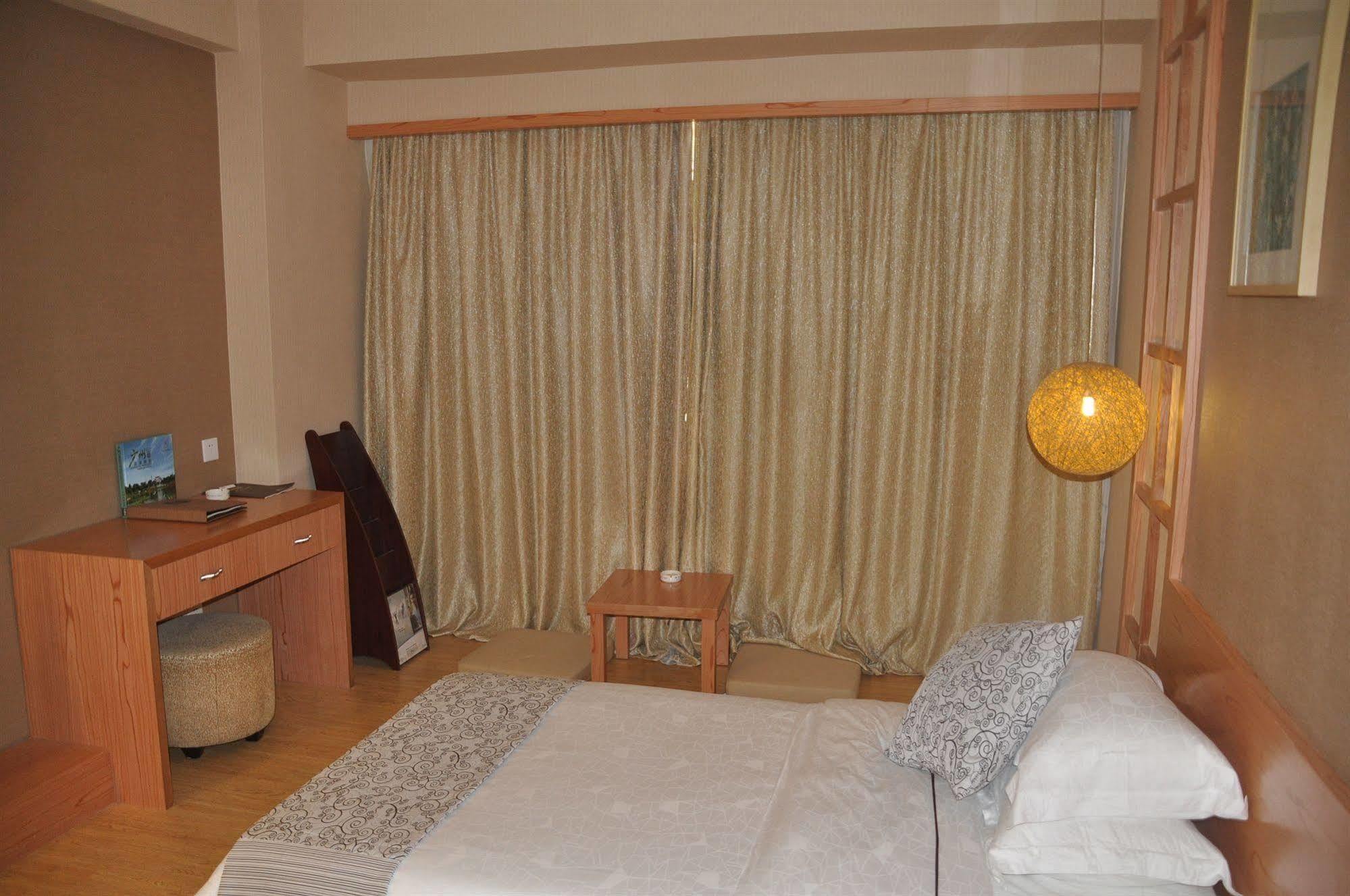 Hotel Galaxy 3*