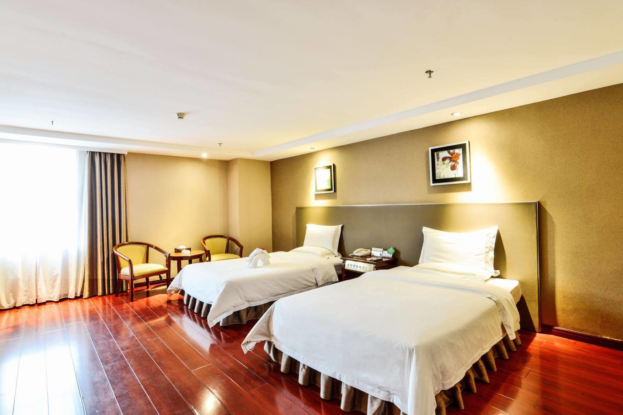 Yingshang Gangding Longkou West Hotel Guangzhou