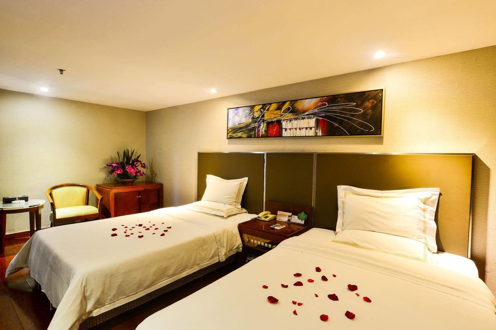 Hotel Yingshang Gangding Longkou West