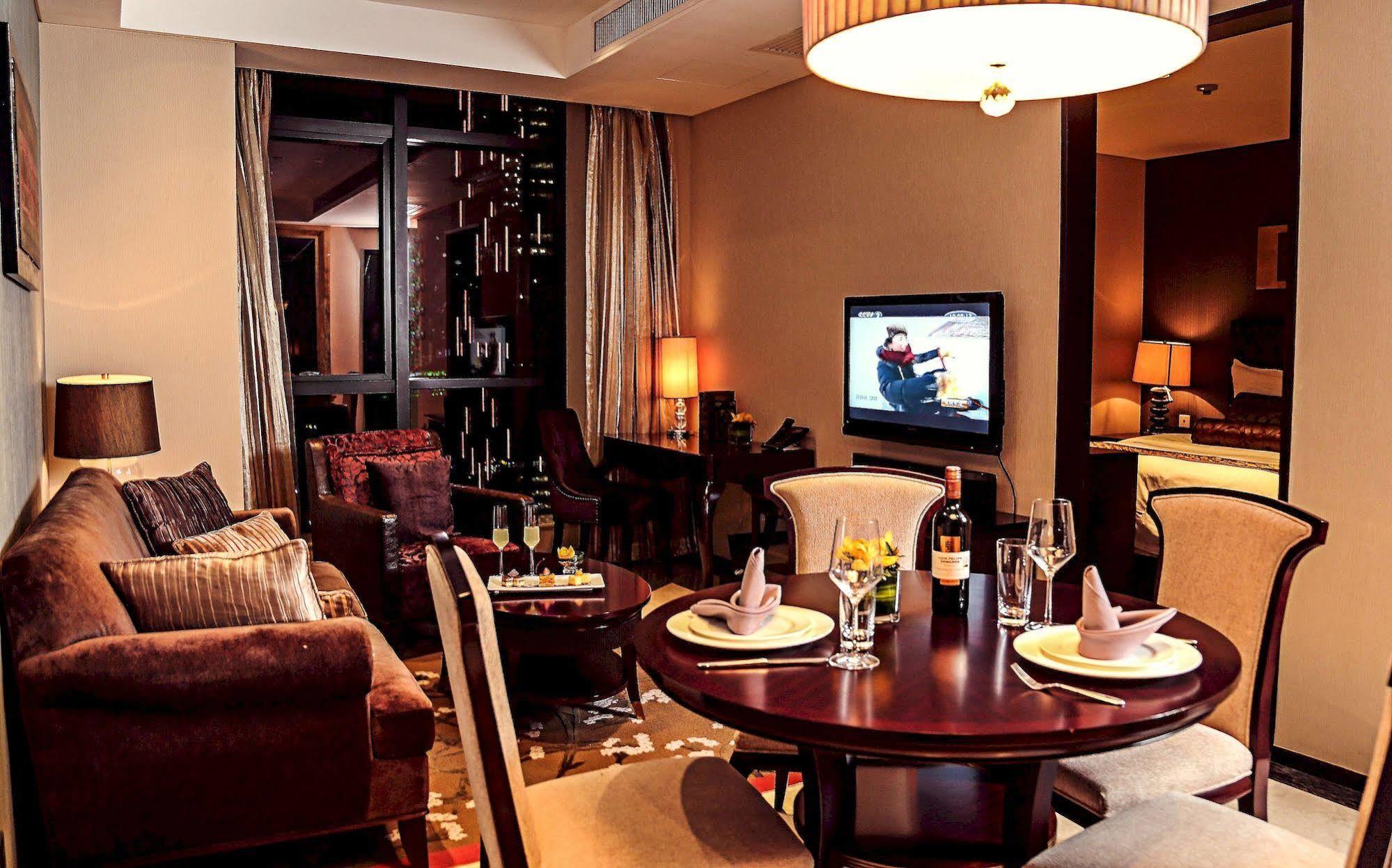 Oakwood Premier Aparthotel