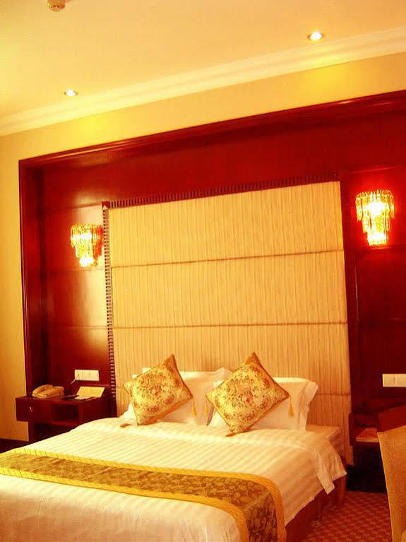 Nanfang Yiyuan Hotel