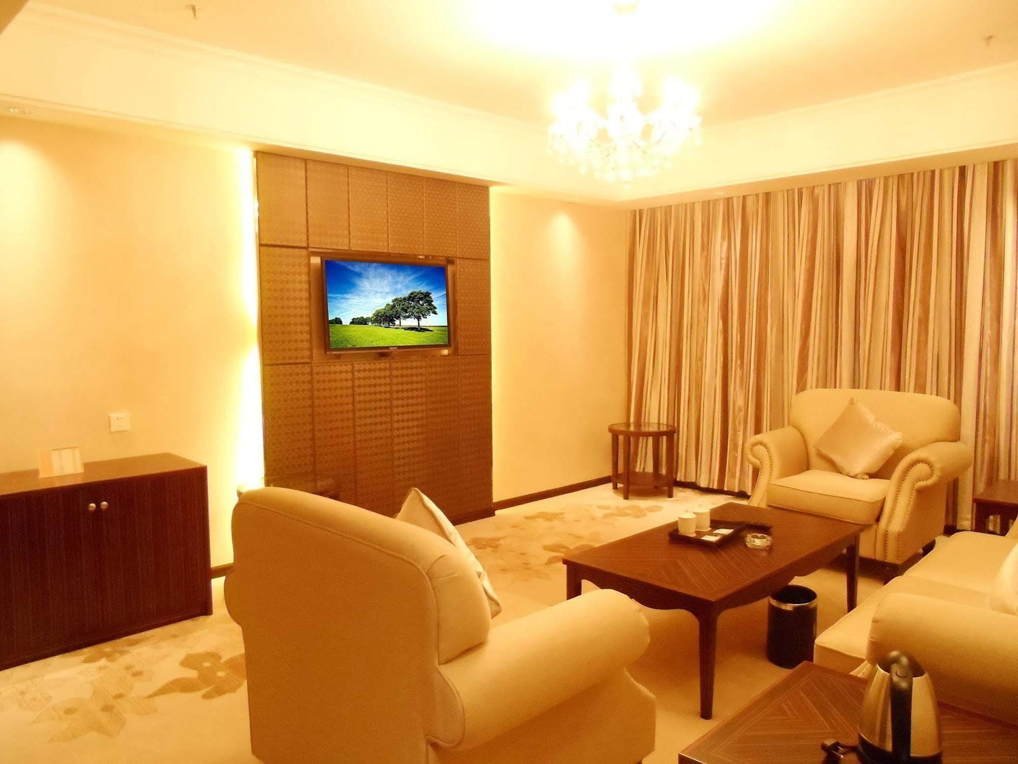 Tianshui International 4*