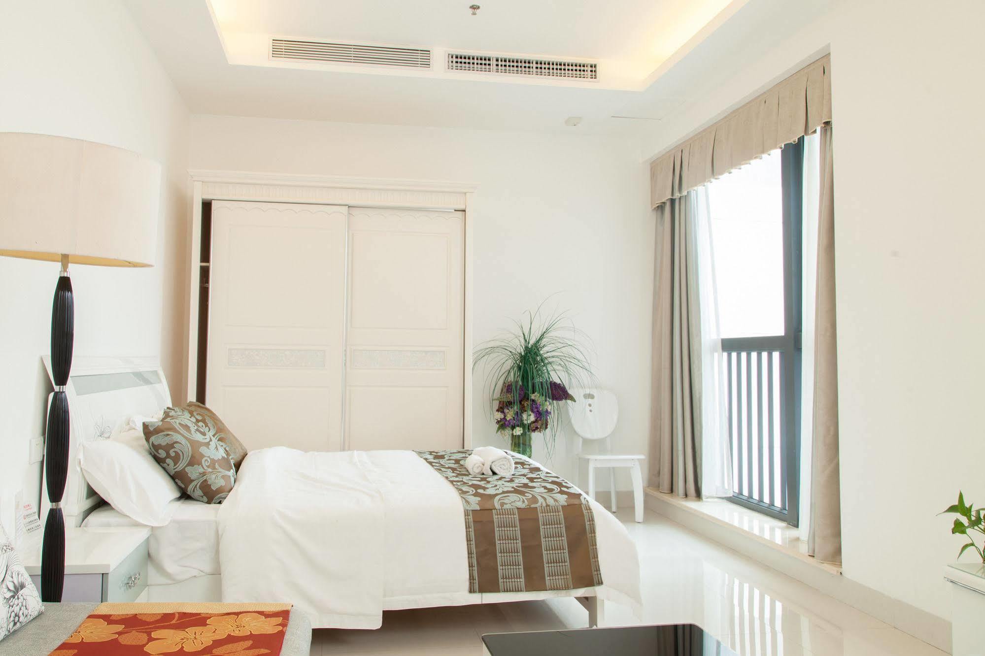 Hotel She&he Tianhe 3*