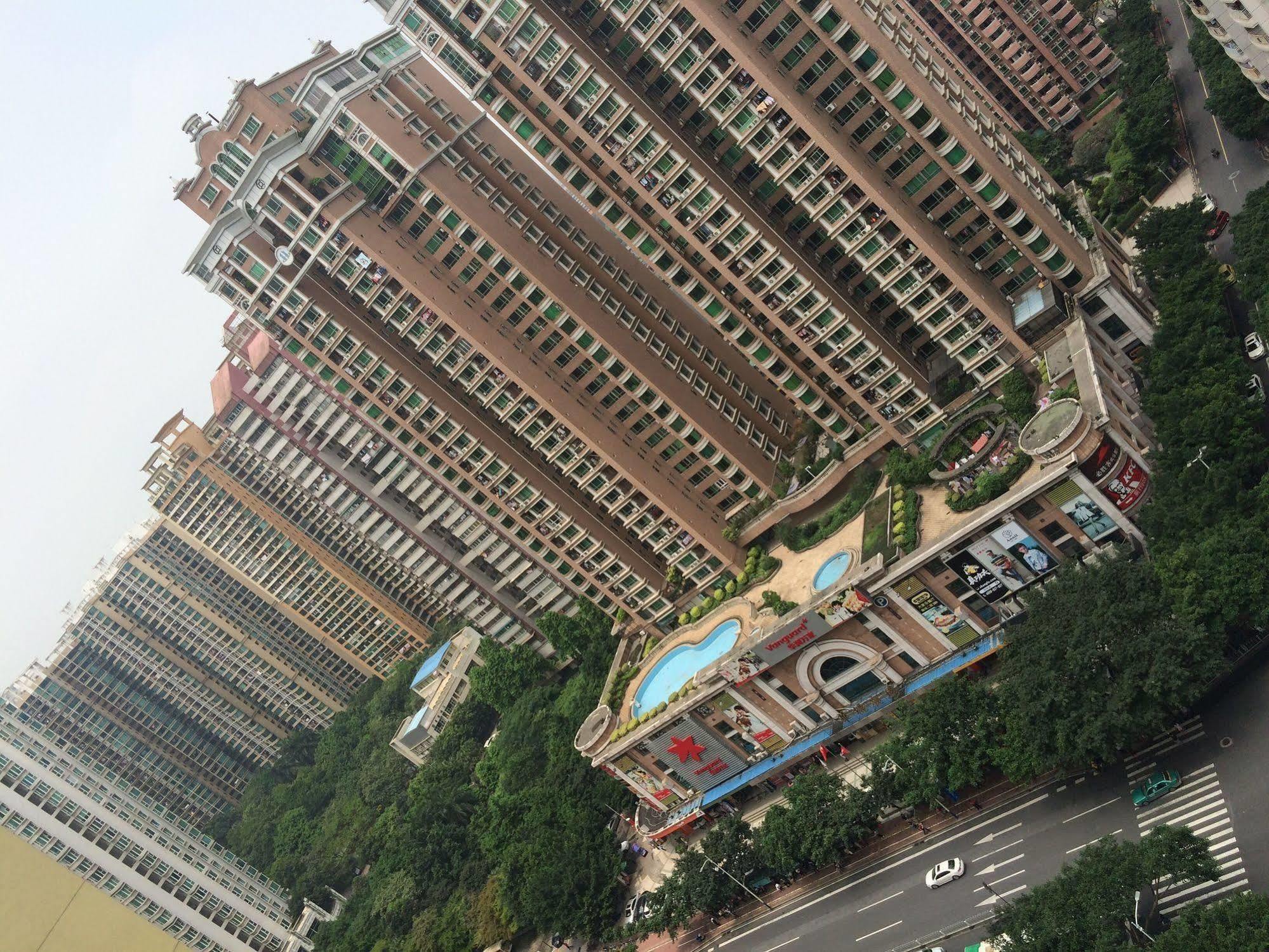 She&he Tianhe Hotel 3*