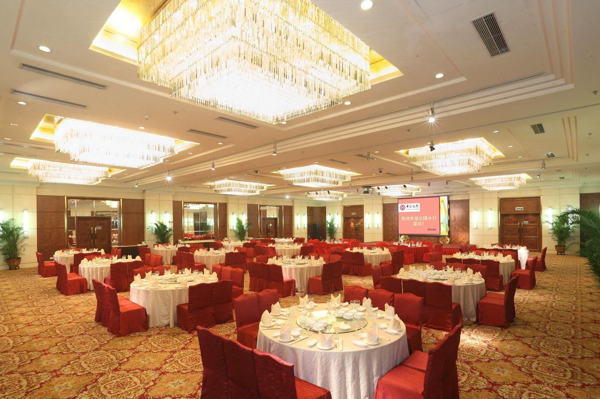 Ramada Plaza Hotel