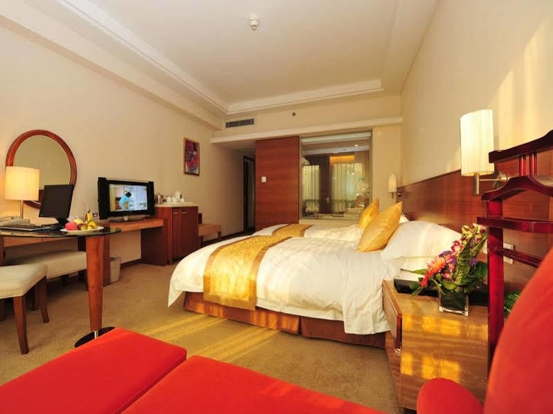 Ramada Plaza Hotel