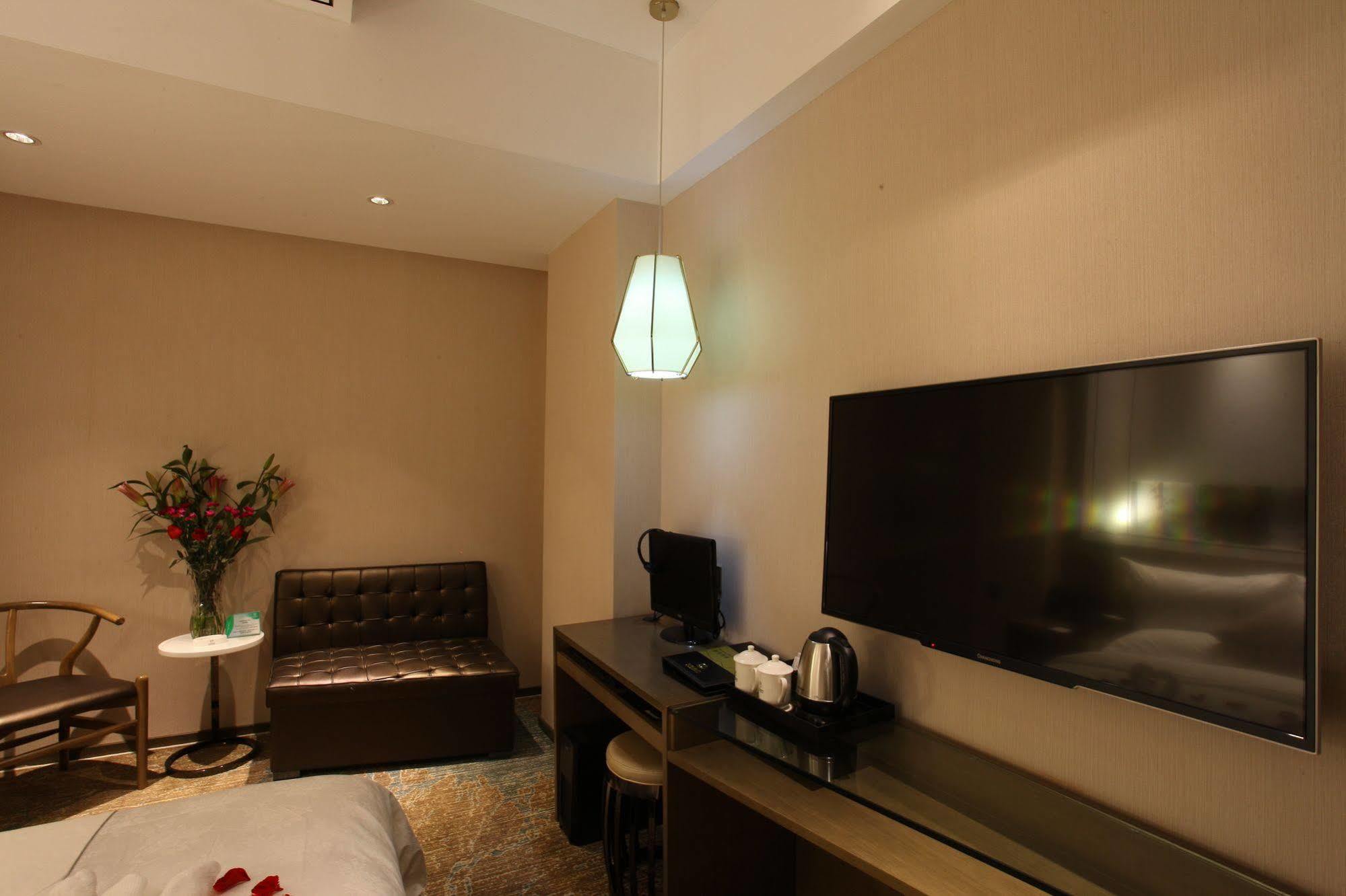 Hotel Yingshang Zhongshan Ba Branch
