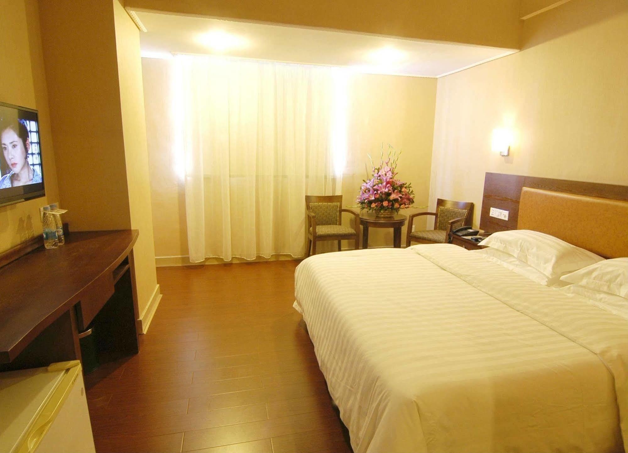 He Yuan Hotel 3*