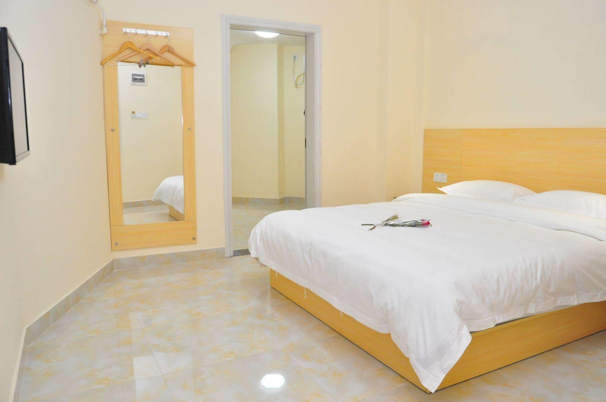 Yimi Hotel Fuhua Dong Road Branch 3*