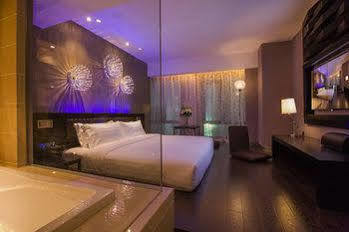Hotel Crystal Orange Huadu Branch