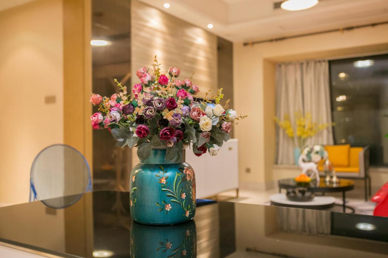 Md Service Pazhou Exhibition Center Poly Tianyue Branch Apartment *