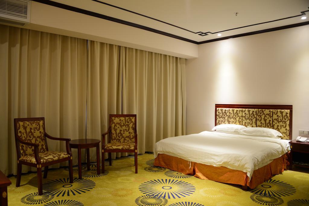 Venice Hotel 3*