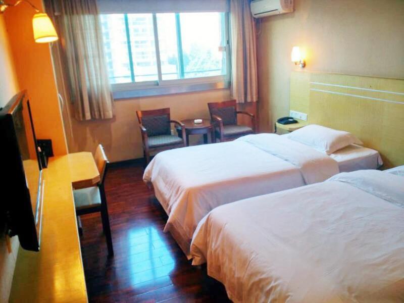 He Yuan Hotel