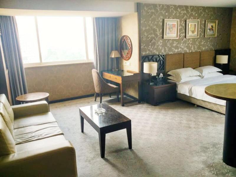 He Yuan Hotel 3*